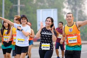 BIB: 17524, 17242, 17244
                            <button type="button" onclick="openModal(8019563)" class="btn btn-primary btn-sm float-right btn-popup" data-toggle="modal" data-target=".modal-high-quality">
                        <i class="fas fa-shopping-cart"></i> Add to Cart
                    </button>
                                            <button type="button" onclick="isThisMe(8019563, true)" class="btn btn-success btn-sm float-right btn-popup btn-isme hidden" data-toggle="tooltip" data-placement="bottom" title="นี่คือรูปของคุณใช่ไหม คลิกที่นี่เพื่อเอาเข้าอัลบั้ม">
                        <i class="fas fa-plus"></i> Add to album
                    </button>
                    <button type="button" onclick="isThisMe(8019563, false)" class="btn btn-warning btn-sm float-right btn-popup btn-isnotme hidden">
                        <i class="fas fa-ban"></i> Remove from album
                    </button>